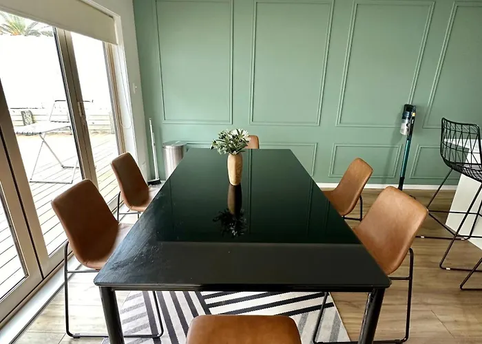 Quiet Family Home